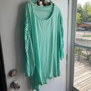 22/24W mint colored detailed sleeve cotton tunic